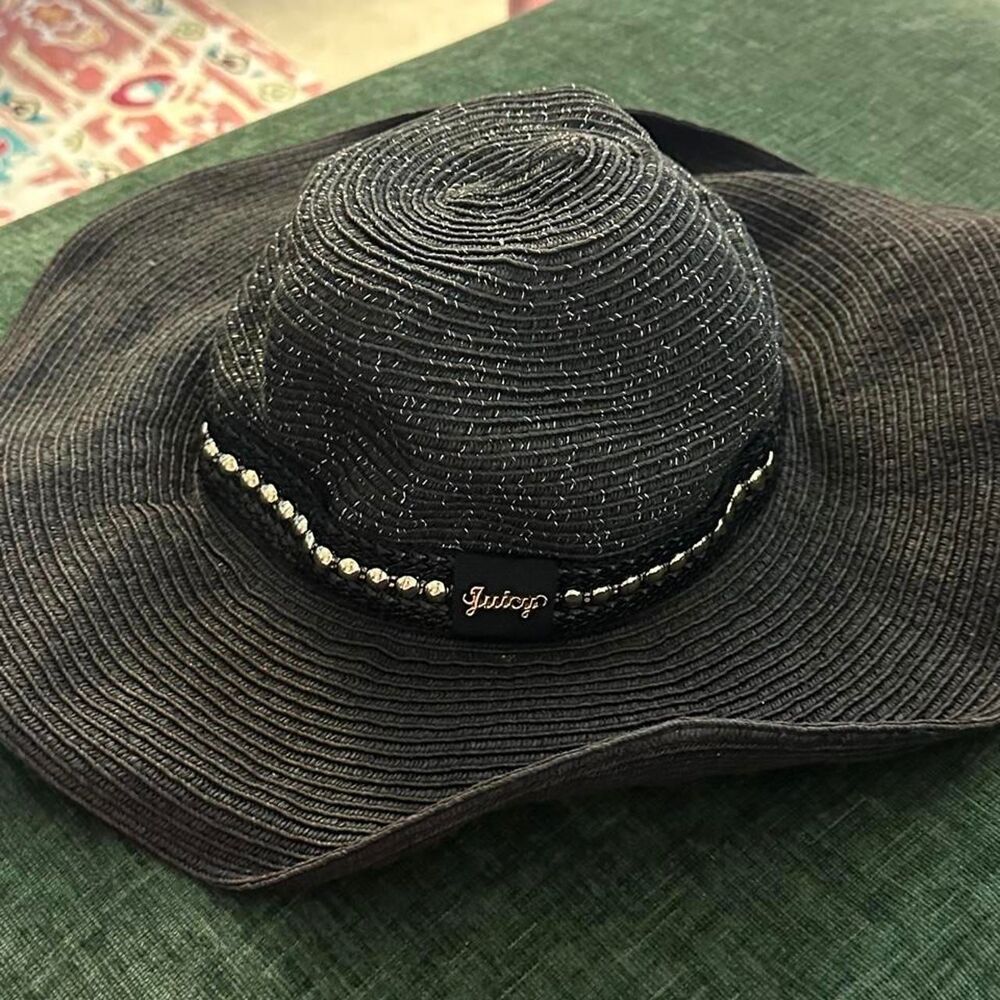 Black juicy couture straw hat